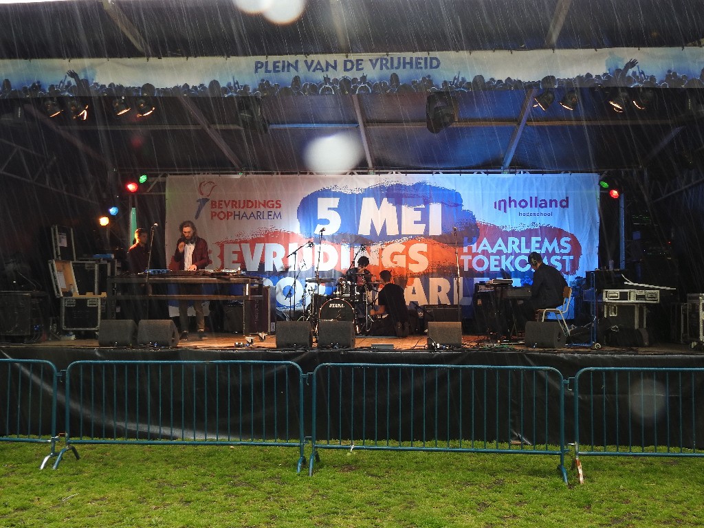 ../Images/Bevrijdingspop Haarlem 007.jpg